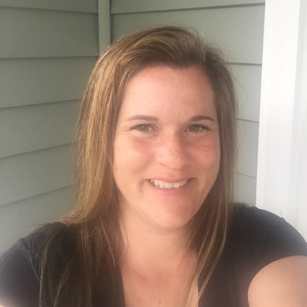 Meet your Posher, Desiree